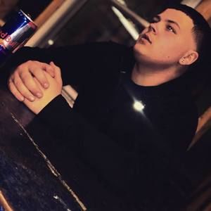 Meet your Posher, Andrew